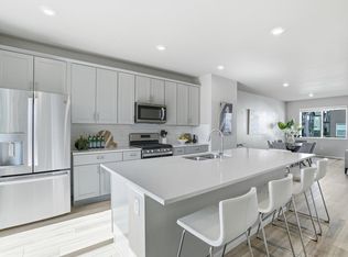 5685 Vivian St, Arvada, CO 80002