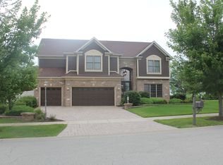 27009 Ashgate Xing, Plainfield, IL 60585