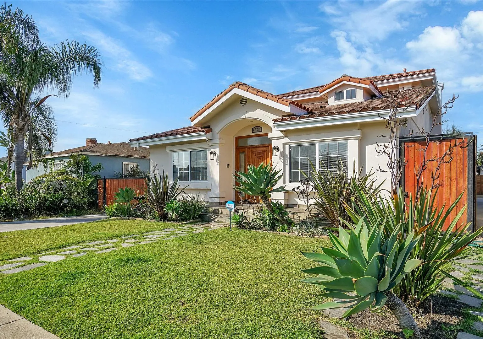 Get This House Now — Photo 1