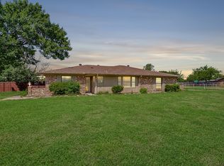 11477 Ridgeview Cir, Fort Worth, TX 76244