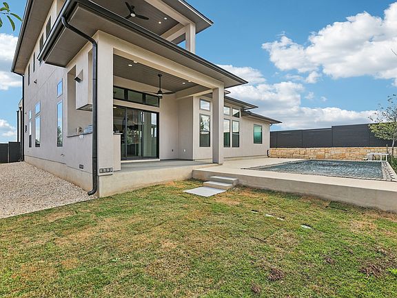 7th image of this home