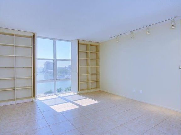 5th image of 1111 N Gulfstream Ave APT 6B