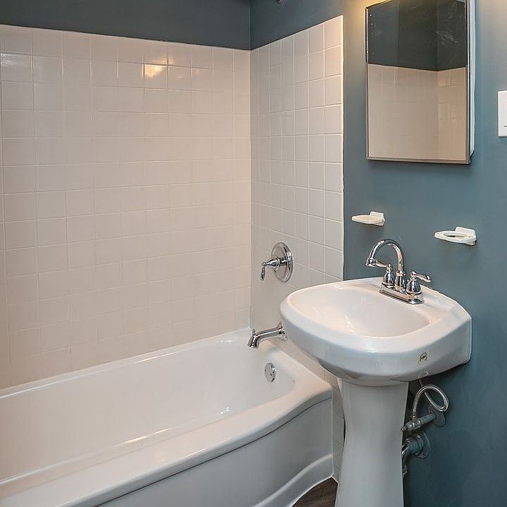 2nd image of 2550 Kemper Rd APT 310