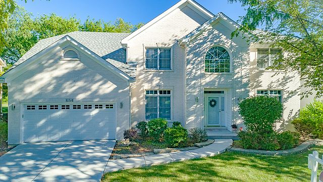 1st image of 654 Waterbury Dr