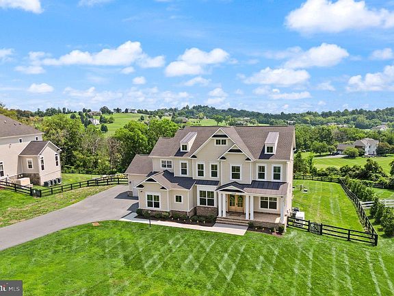 2nd image of 17534 Wandering Rudy Ln
