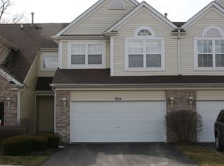 926 Jacob Ct, West Chicago, IL