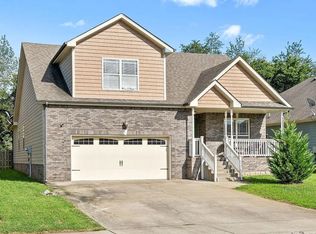 2231 Fairfax Dr, Clarksville, TN 37043