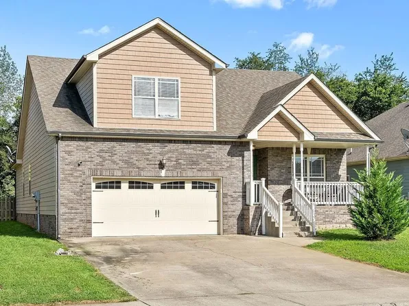 2231 Fairfax Dr, Clarksville, TN 37043
