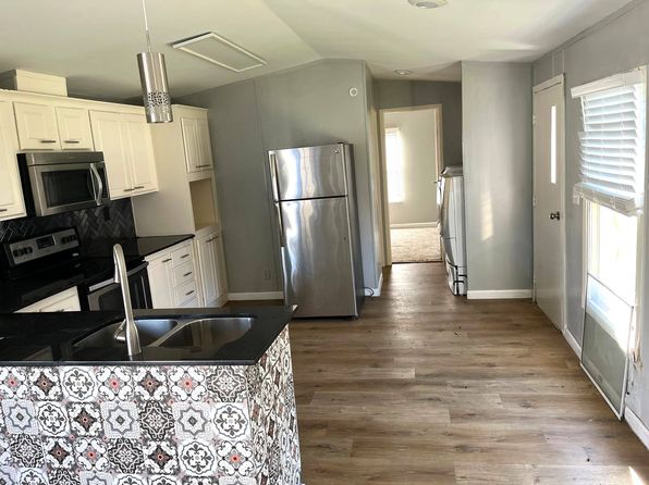 113 Parma Ct, Sanger, TX 76266