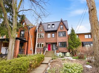 79 Laws St, Toronto, ON M6P2Y8