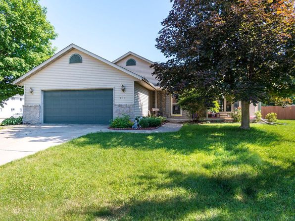 La Crescent Real Estate - La Crescent MN Homes For Sale | Zillow