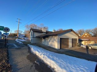 423 Ironton St NE, Fridley, MN 55432