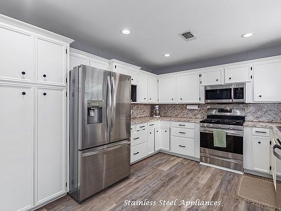 5th image of 815 Evans Dr