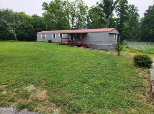 362 Raccoon Valley Rd, Powell, TN 37849