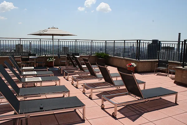 Rented by Jack Resnick & Sons | media 22