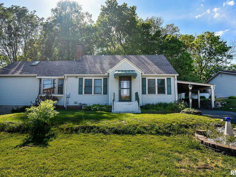 1st image of 131 Arnold Rd