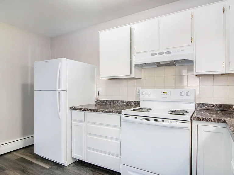 18638 Van Horn Rd #9 — Photo 7