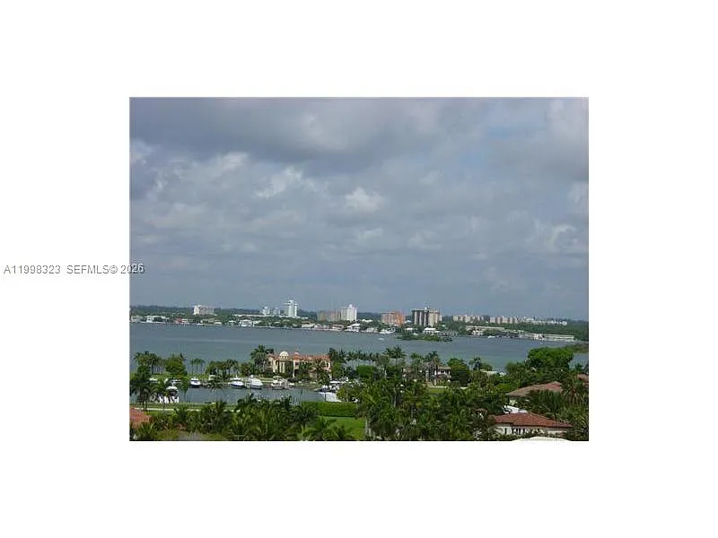 Building Photo - 10185 Collins Ave #1222