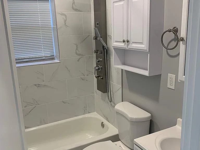 144-8 W Allens Ln #B16 — Photo 6