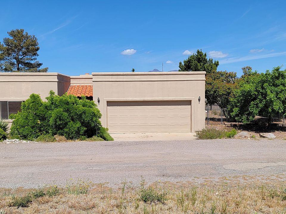 1st image of 20 BLACK OAK Drive