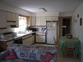 3rd image of 142 46th St