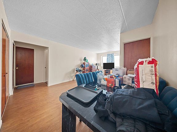 3rd image of 59-06 38th Ave #4B