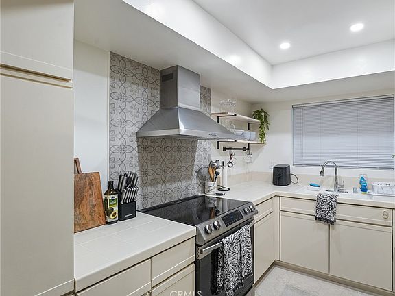 4th image of 5000 S Centinela Ave APT 101
