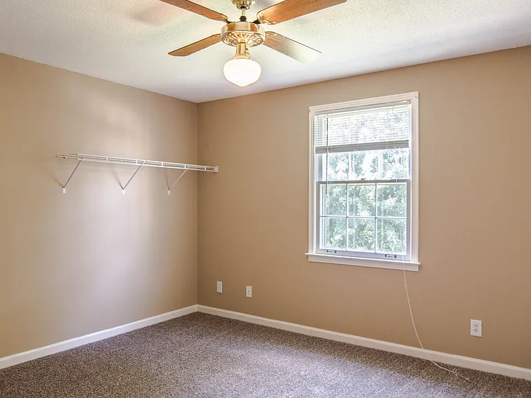 3359 Mallard Dr — Photo 11