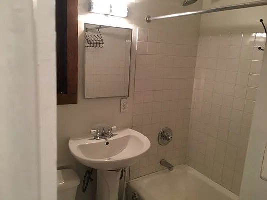 Rented by New York City Apartments | media 26