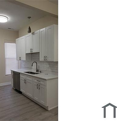 4th image of 3437 W Douglas Blvd #2