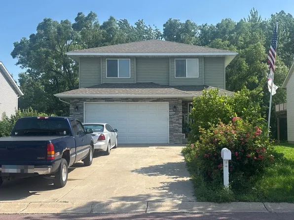 120 Gambrelle Ct, Mankato, MN 56001