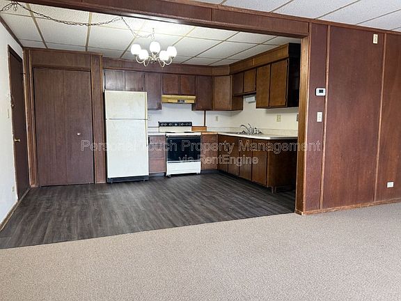 5th image of 911 Western Rd APT 10