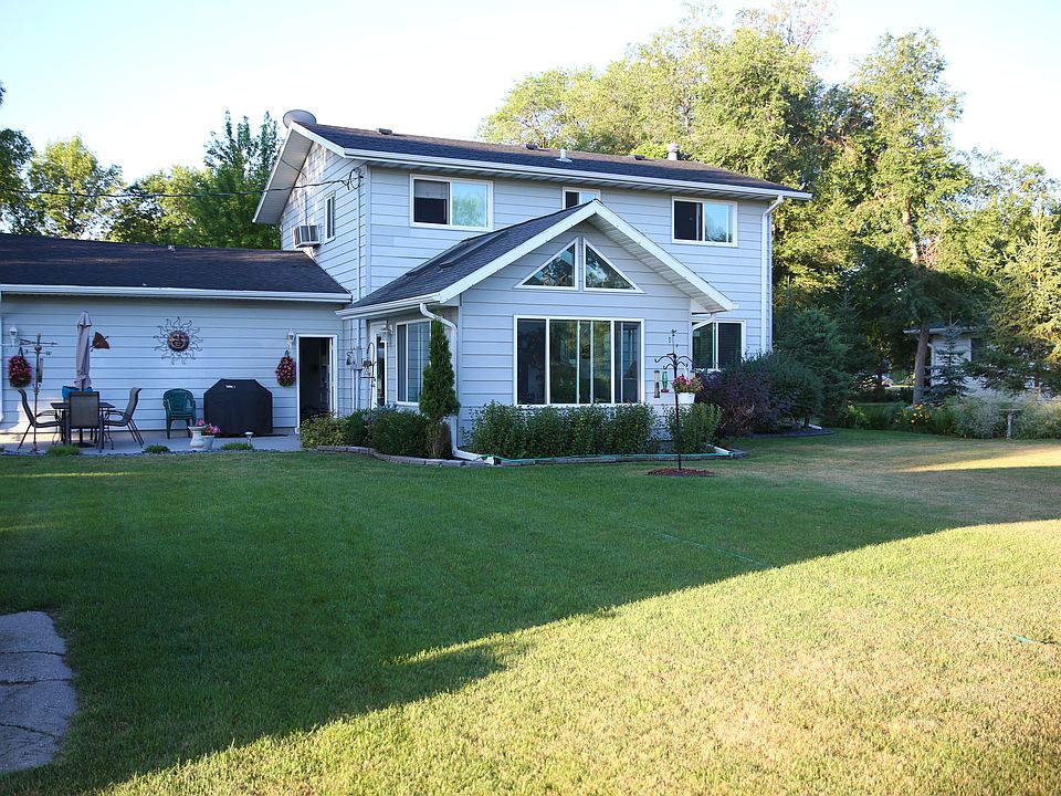 1st image of 4212 40th Ave S
