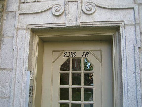 2nd image of 7316 N Honore St APT 206