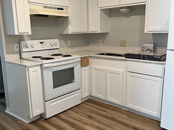 Redone kitchen -- still needs a few details.