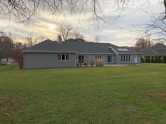 4th image of 9925 N Townsend Dr