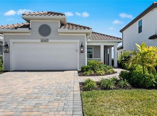 4682 Centaurus Cir, Naples, FL 34120