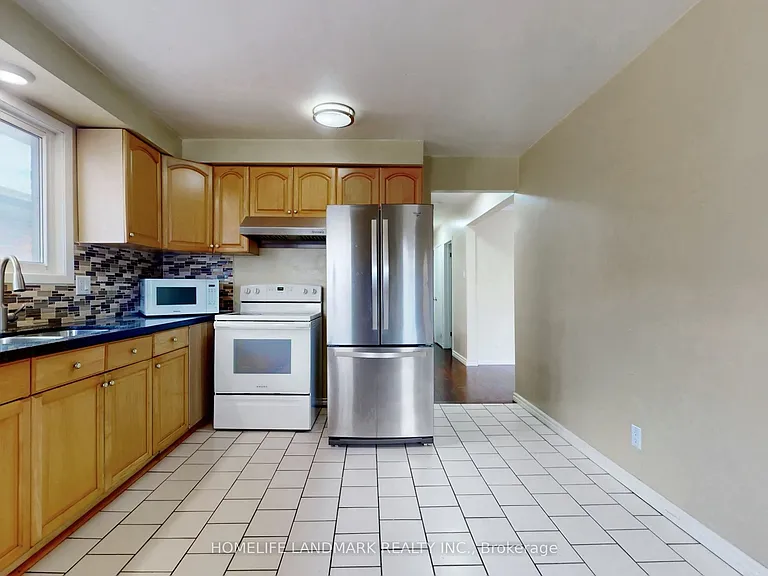 225 Pineway Blvd #UPPER — Photo 9