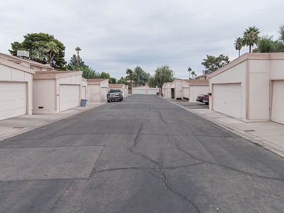 3rd image of 4232 Kona Coast Way