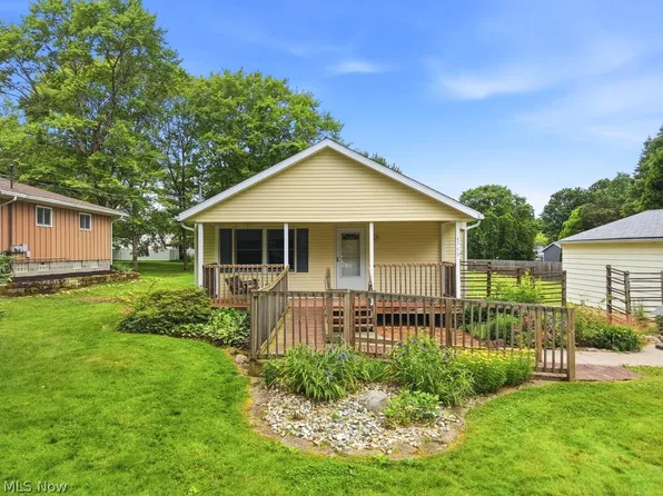 4760 Sunnyside Dr, Stow, OH 44224