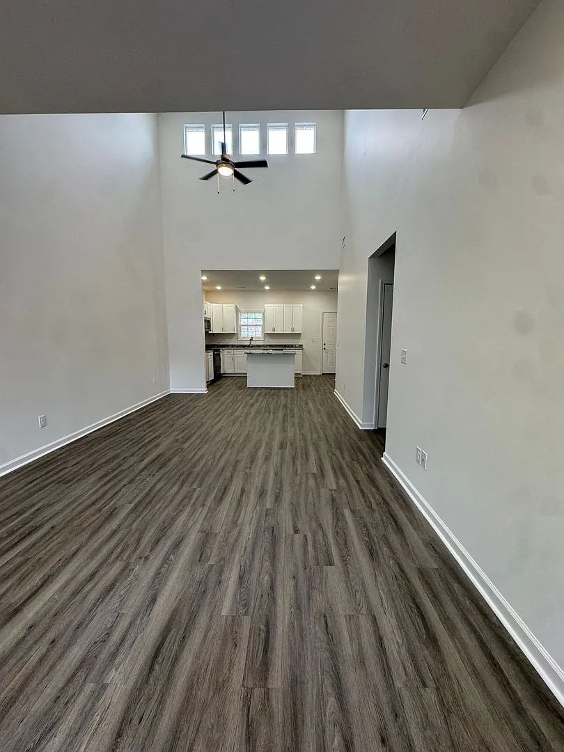 Brand New 2 Bed / 2Bath Available Now! — Photo 4