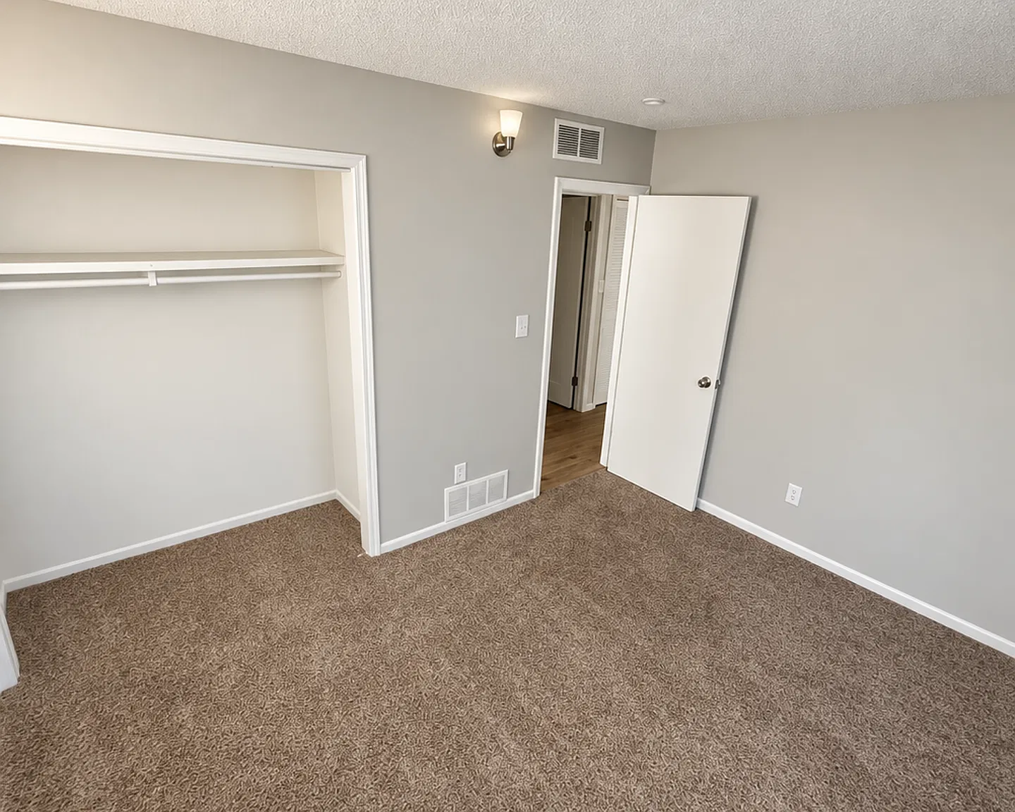 Independence Duplexes — Photo 4