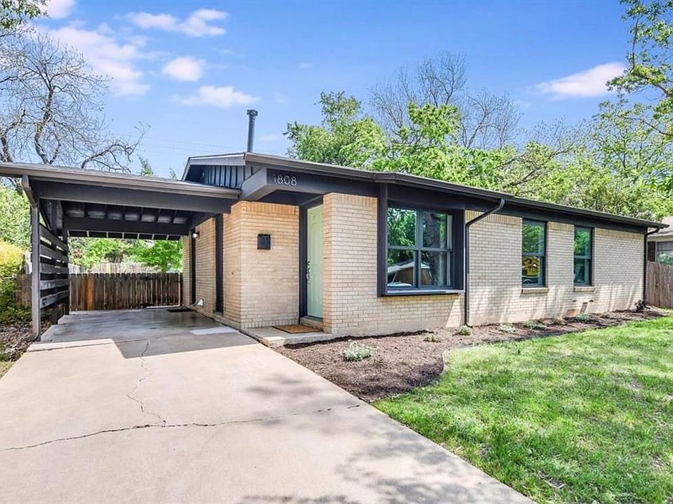 1st image of 1808 Forest Hill Dr