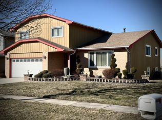 17806 Tanglewood Ct, Hazel Crest, IL 60429