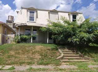 317 Oak St, Ironton, OH 45638