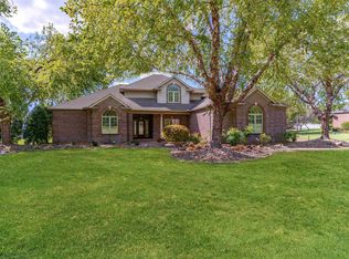 3233 Libbert Rd, Newburgh, IN 47630