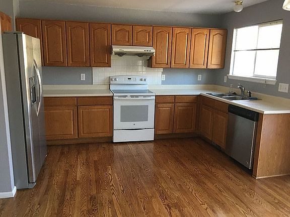 4th image of 3052 W Yarrow Cir