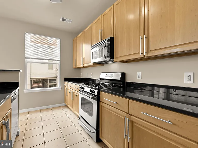 1201 E West Hwy #238 — Photo 16