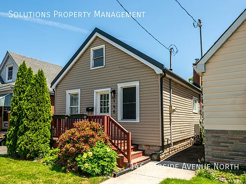 146 Garside Ave N Photo 1
