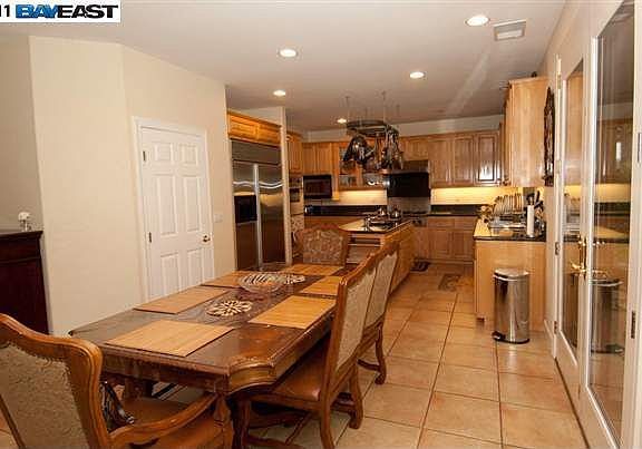 4th image of 520 Garrigan Ct